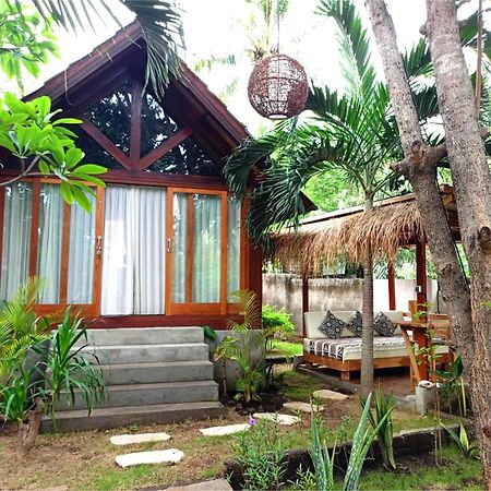 Bintang Tiga Bungalows Gili Air Exterior foto
